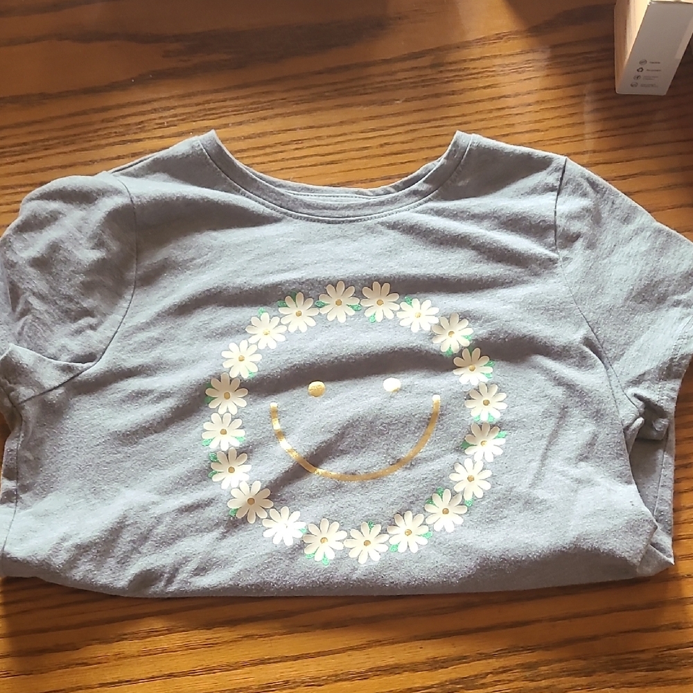 Cat & Jack Tshirt